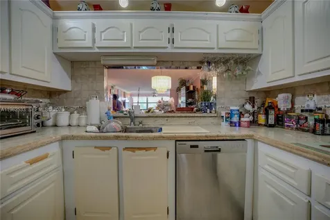 2901 N Nob Hill Road Sunrise FL 33322