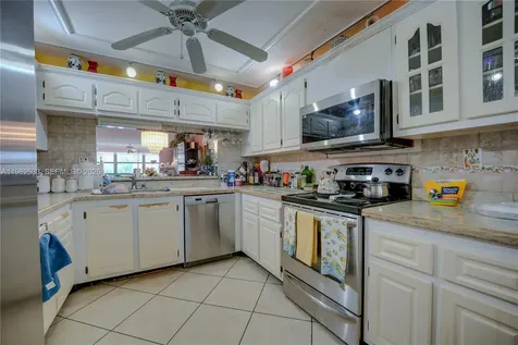 2901 N Nob Hill Road Sunrise FL 33322