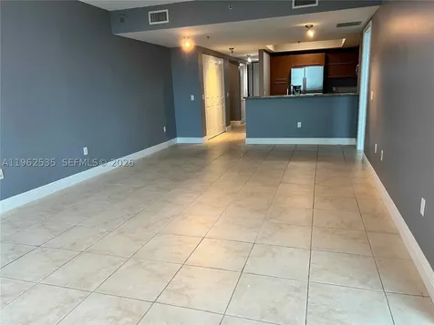 2641 N Flamingo Road Sunrise FL 33323