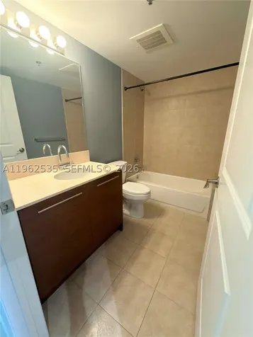2641 N Flamingo Road Sunrise FL 33323