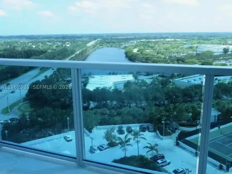 2641 N Flamingo Road Sunrise FL 33323
