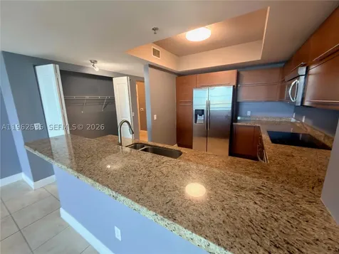 2641 N Flamingo Road Sunrise FL 33323