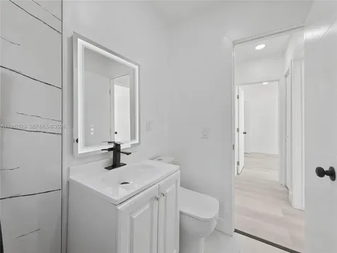 15694 NE 10th Court North Miami Beach FL 33162