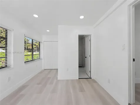 15694 NE 10th Court North Miami Beach FL 33162
