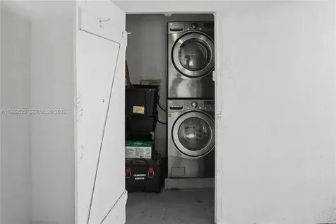15694 NE 10th Court North Miami Beach FL 33162