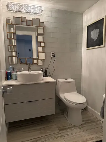 19370 Collins Avenue Sunny Isles Beach FL 33160