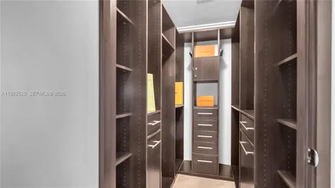16275 Collins Avenue Sunny Isles Beach FL 33160