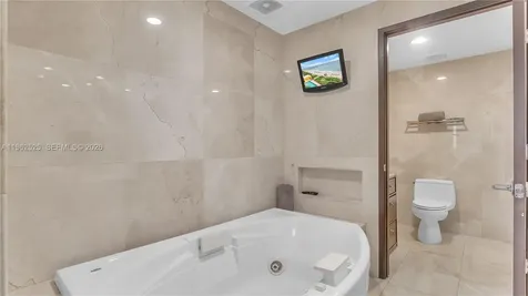 16275 Collins Avenue Sunny Isles Beach FL 33160