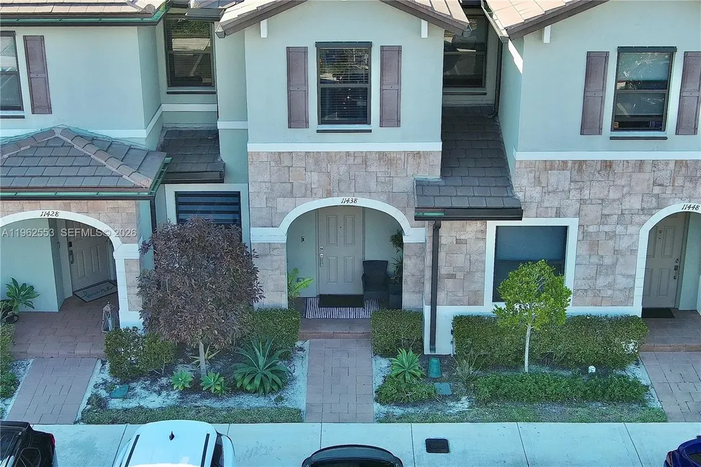 11438 W 34th Court Hialeah FL 33018