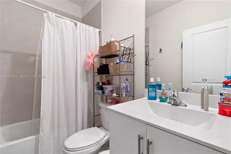 11438 W 34th Court Hialeah FL 33018