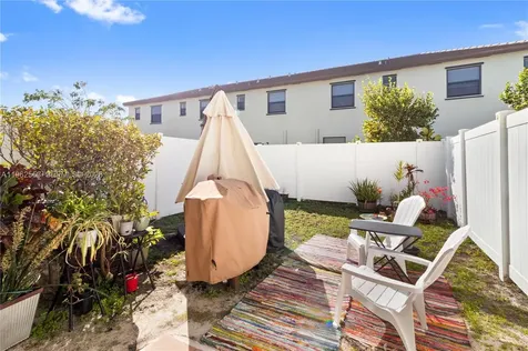 11438 W 34th Court Hialeah FL 33018