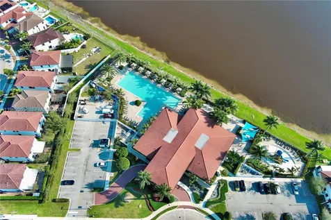 11438 W 34th Court Hialeah FL 33018