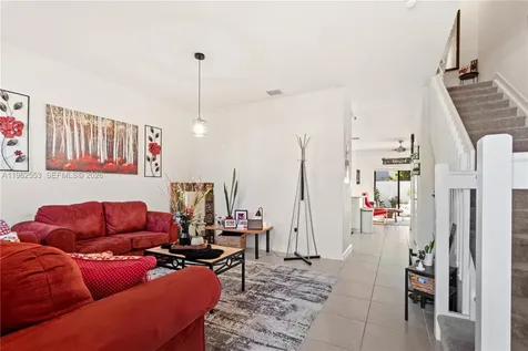 11438 W 34th Court Hialeah FL 33018