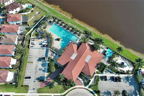 11438 W 34th Court Hialeah FL 33018