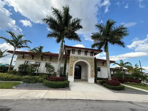 11438 W 34th Court Hialeah FL 33018