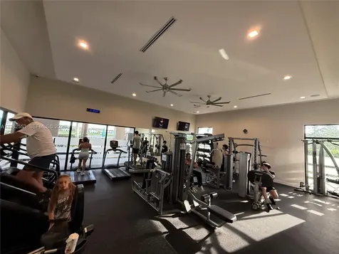 11438 W 34th Court Hialeah FL 33018