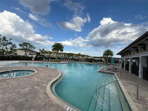 11438 W 34th Court Hialeah FL 33018