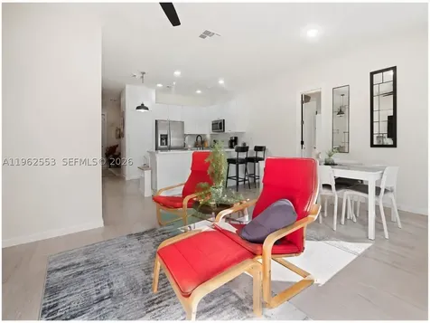 11438 W 34th Court Hialeah FL 33018