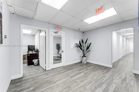 215 W 75th Place Hialeah FL 33014