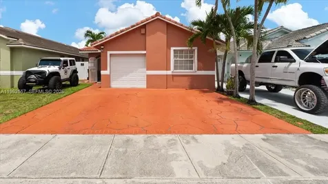 7568 W 4th Court Hialeah FL 33014