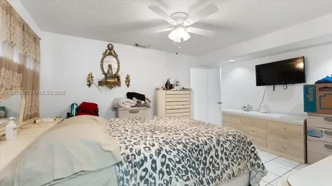 7568 W 4th Court Hialeah FL 33014
