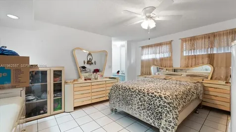 7568 W 4th Court Hialeah FL 33014
