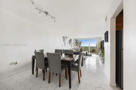 2801 NE 183rd Street Aventura FL 33160