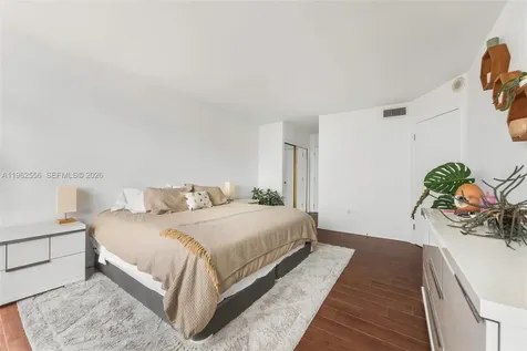 2801 NE 183rd Street Aventura FL 33160