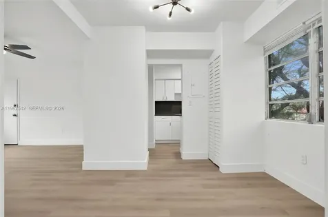 4740 Pine Tree Drive Miami Beach FL 33140