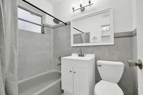 4740 Pine Tree Drive Miami Beach FL 33140