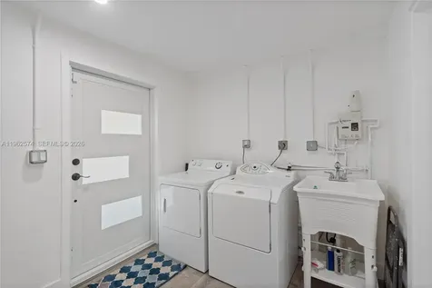 2441 NW 181st Terrace Miami Gardens FL 33056