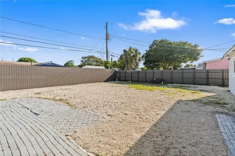 2441 NW 181st Terrace Miami Gardens FL 33056