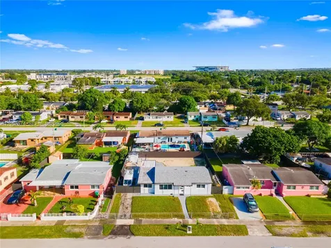 2441 NW 181st Terrace Miami Gardens FL 33056