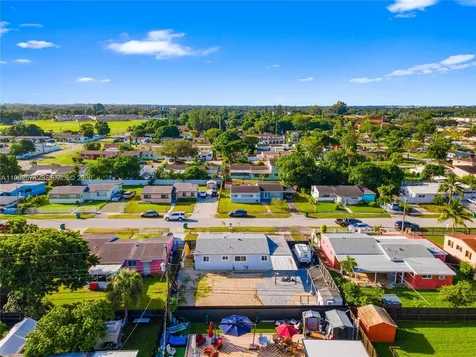 2441 NW 181st Terrace Miami Gardens FL 33056