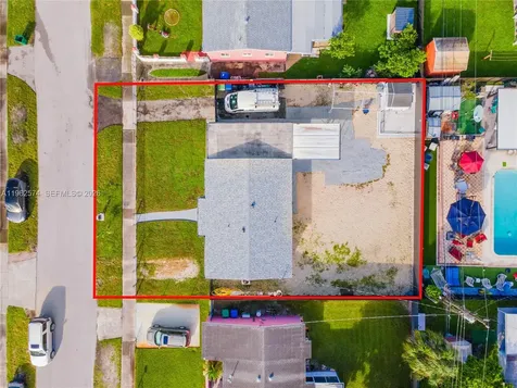 2441 NW 181st Terrace Miami Gardens FL 33056