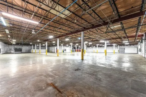 7620 W 2nd Court Hialeah FL 33014