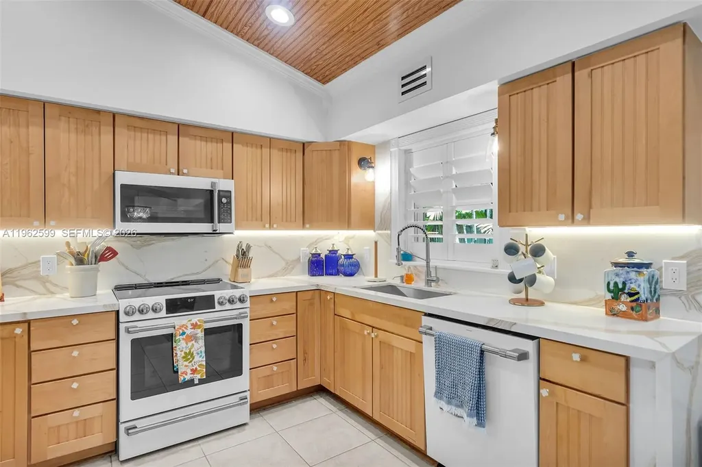 1503 Johnson Street Key West FL 33040