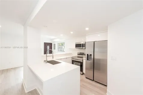 230 Sunrise Drive Key Biscayne FL 33149
