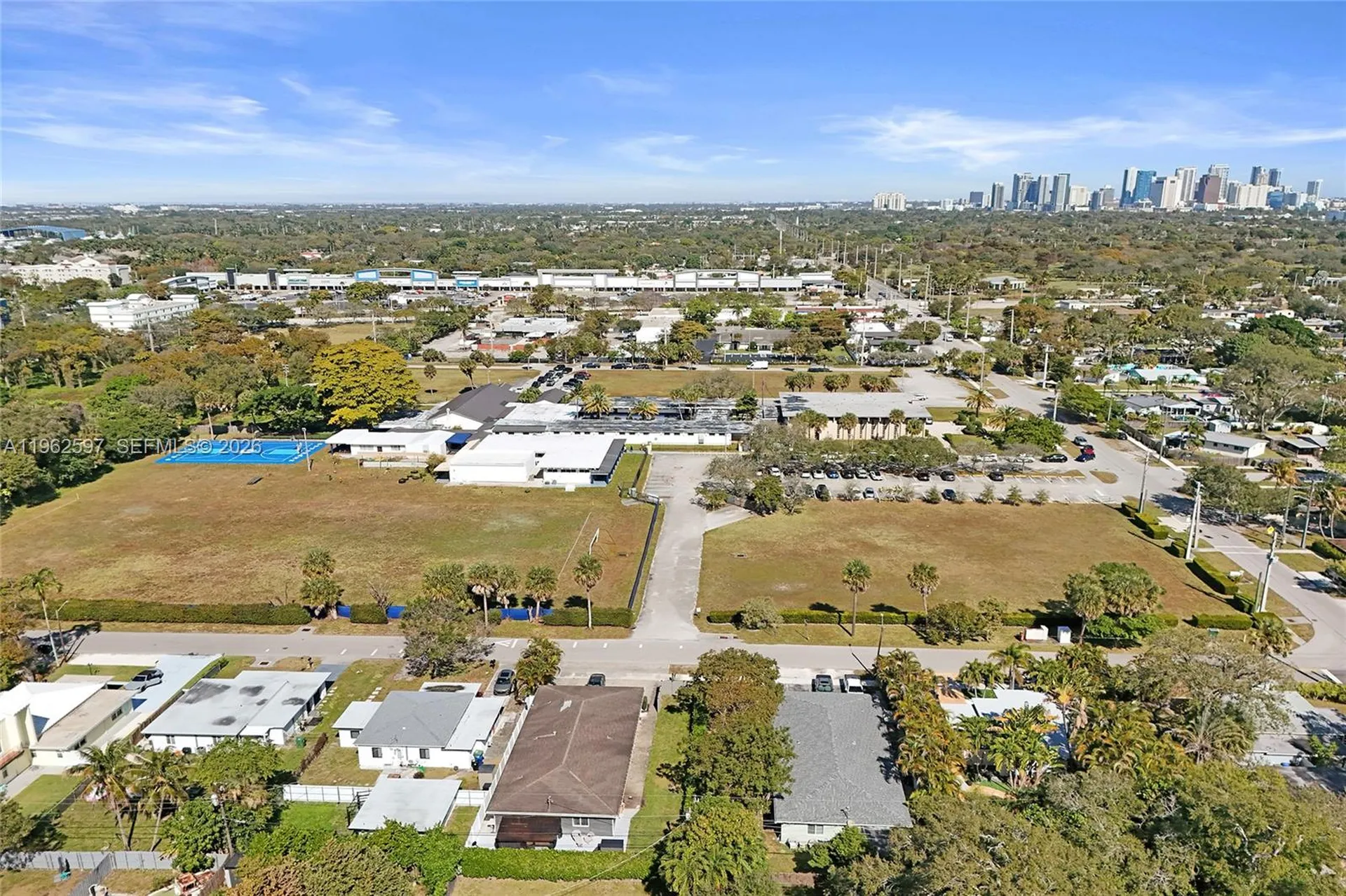 920 SW 28th Street 1-2 Fort Lauderdale FL 33315