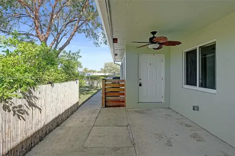 920 SW 28th Street 1-2 Fort Lauderdale FL 33315