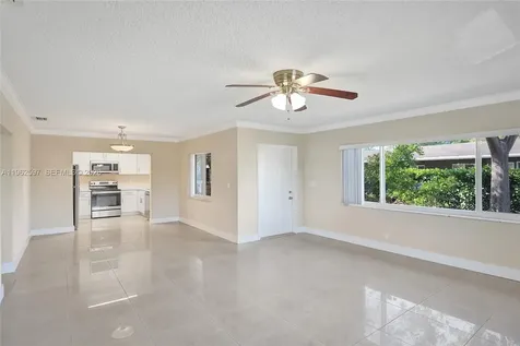 920 SW 28th Street 1-2 Fort Lauderdale FL 33315
