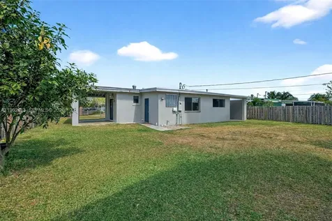 1630 NW 10th Street Homestead FL 33030