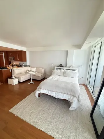 10275 Collins Avenue Bal Harbour FL 33154