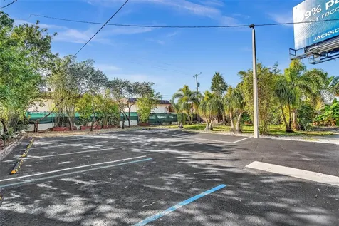 650 NE 167th Street Miami FL 33162