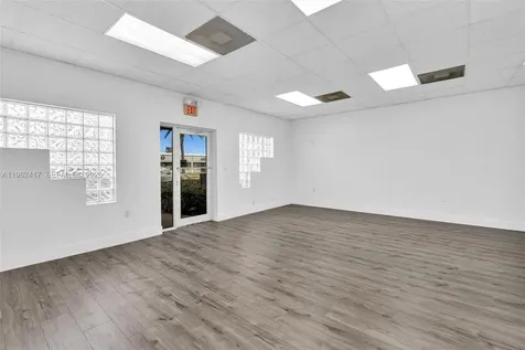 650 NE 167th Street Miami FL 33162