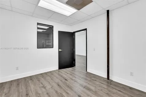 650 NE 167th Street Miami FL 33162