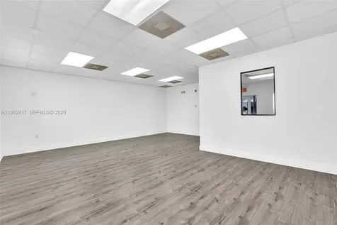 650 NE 167th Street Miami FL 33162