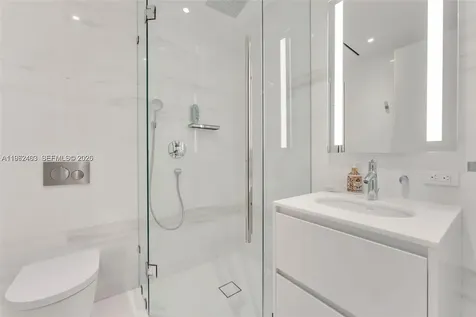 300 Biscayne Boulevard Way Miami FL 33131