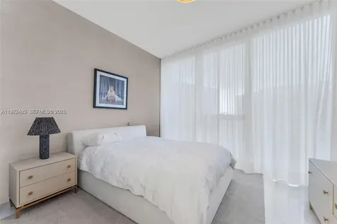 300 Biscayne Boulevard Way Miami FL 33131