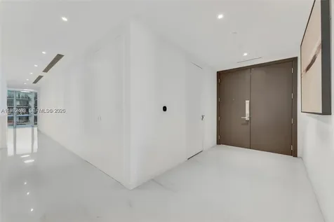 300 Biscayne Boulevard Way Miami FL 33131